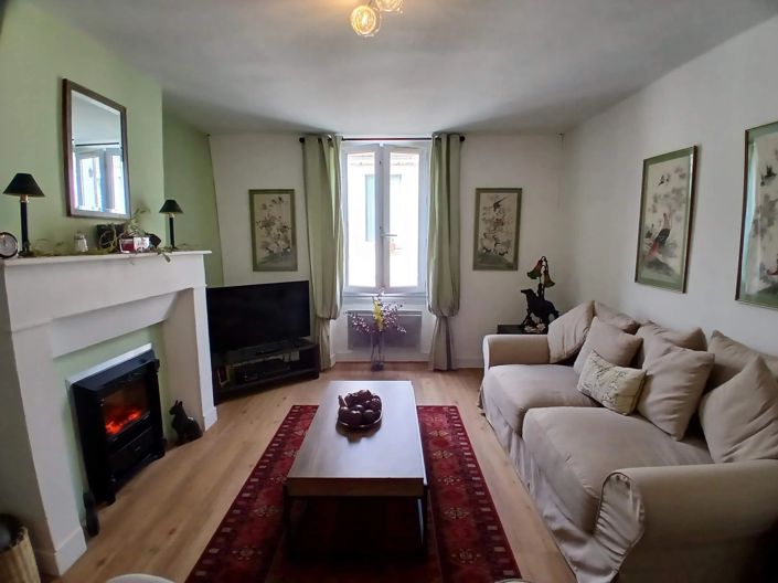 Image No.2-Maison de 2 chambres à vendre à Ribérac