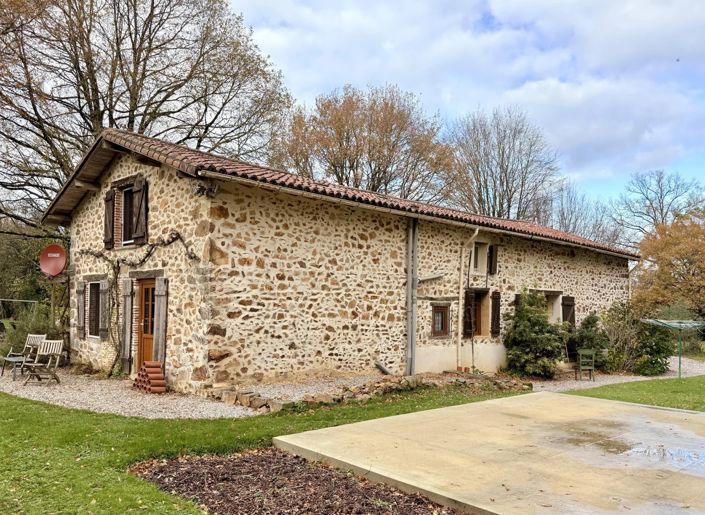 Image No.2-Maison de village de 3 chambres à vendre à Saulgond