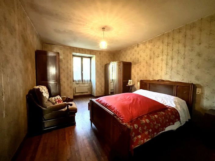 Image No.10-2 Bed Village House for sale