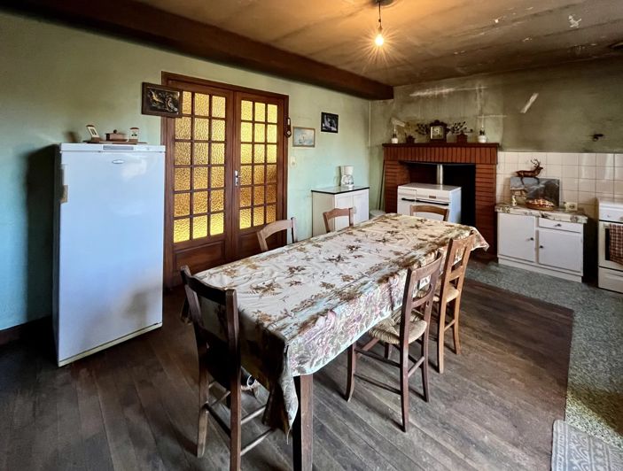 Image No.4-2 Bed Village House for sale