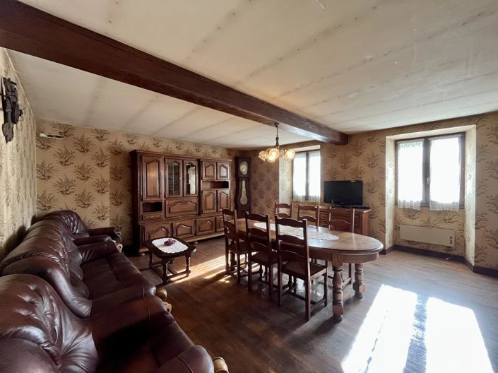 Image No.8-2 Bed Village House for sale