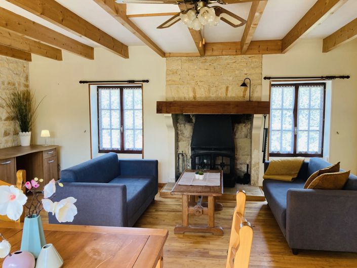 Image No.3-3 Bed Village House for sale