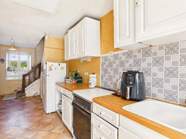 Image No.4-House for sale