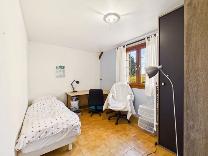 Image No.9-3 Bed House for sale