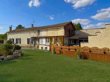 Maison de 4 chambres à vendre à Deux-Sevres