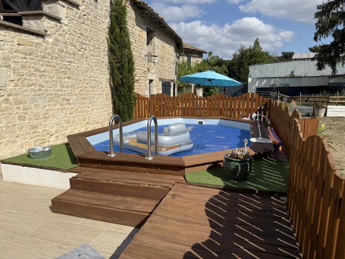 Image No.2-4 Bed House for sale