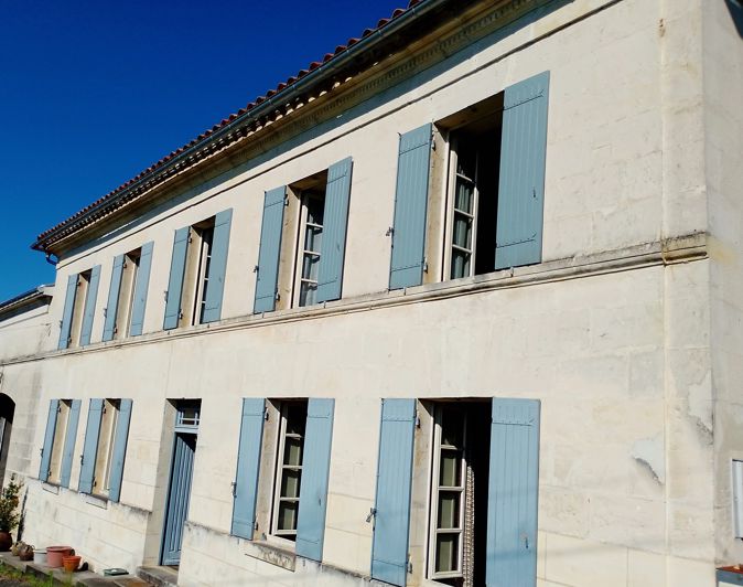 Image No.2-4 Bed House for sale