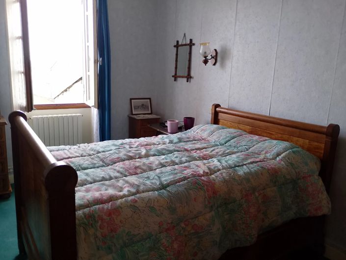 Image No.9-4 Bed House for sale