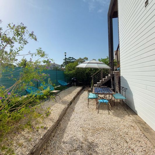 Image No.14-6 Bed House for sale