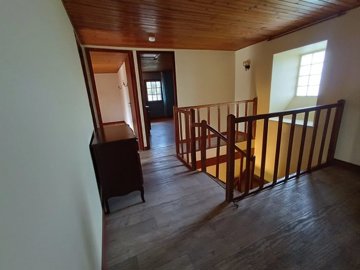 eba981b11b2331e32c1d9010f7edb8c9e294b7c92f192