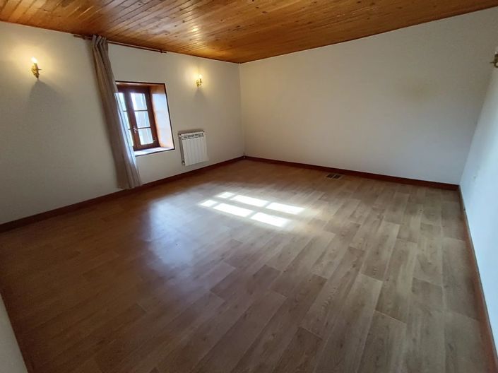 Image No.12-4 Bed Village House for sale