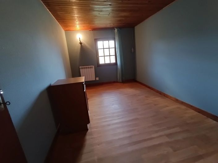 Image No.13-4 Bed Village House for sale