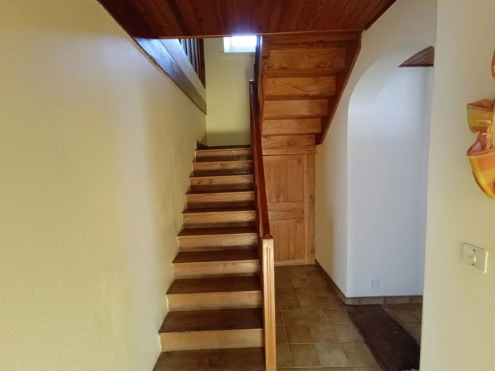 Image No.9-4 Bed Village House for sale