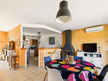 9f904d4f4eabe4422dbb9fb6edc3f6e643a1305212200