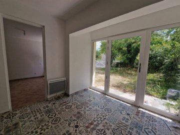 37e5f715987f4c4660aaee10d670a7141ca8c3d97e200