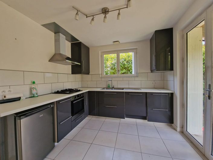 Image No.4-4 Bed Village House for sale