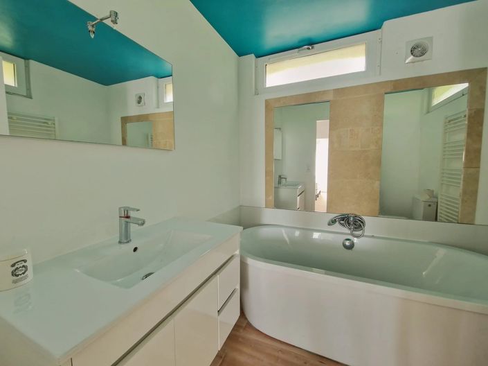 Image No.9-4 Bed Village House for sale
