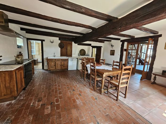 Image No.5-6 Bed Village House for sale