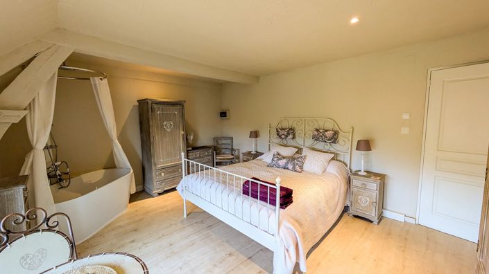 Image No.11-4 Bed House for sale
