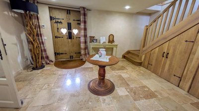 d976886f505bc664daeeda14b36ad1817239a19cf6192