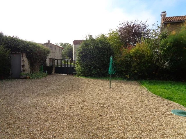 Image No.11-3 Bed Village House for sale