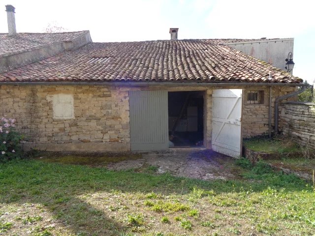 Image No.13-3 Bed Village House for sale