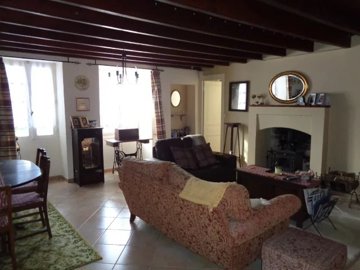 1326cf452bd0321985472504ea617e56b1ff0fbfb3640