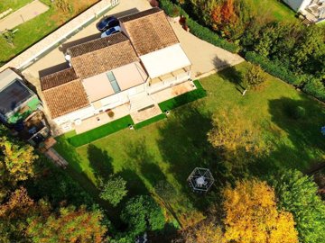 fa490977ab71bd05edf5fb1a78689305212e64d867192