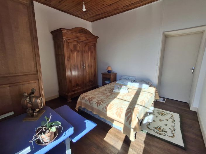 Image No.13-3 Bed Farmhouse for sale