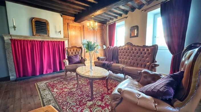 Image No.9-2 Bed House for sale