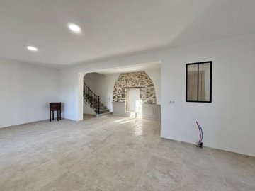 bc6a805df2cdb8edc79c456b3d714c6d0e2e036d38192