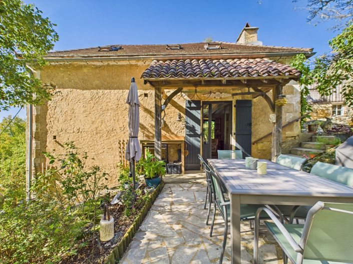 Image No.3-6 Bed House for sale