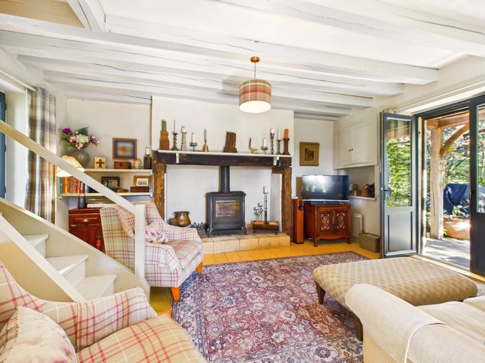 Image No.6-6 Bed House for sale