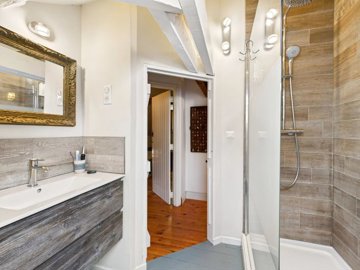 2025ab5c144e980e4858d08dfa419c9eb22063c619200