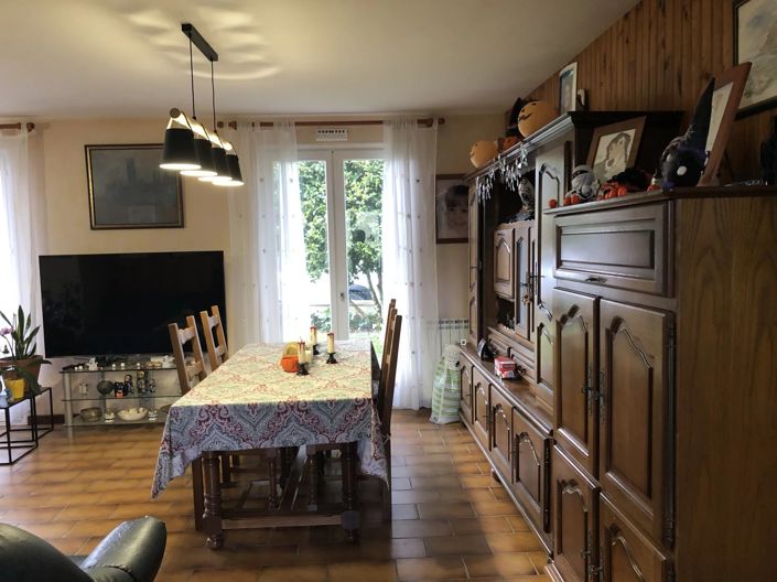 Image No.6-3 Bed House for sale