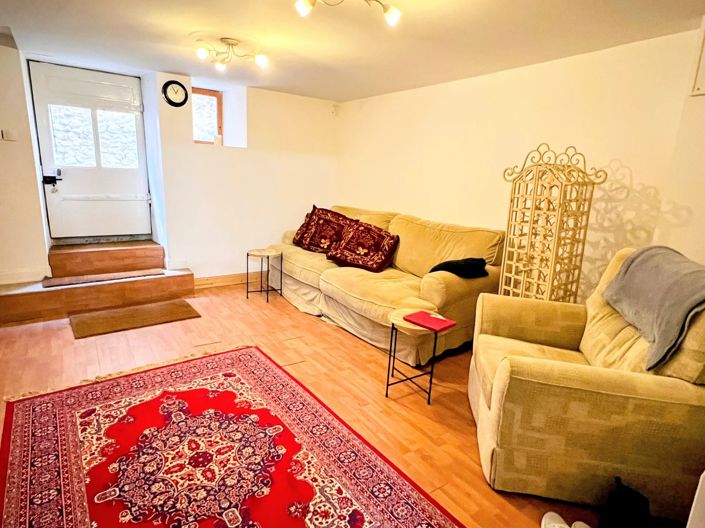 Image No.3-3 Bed House for sale