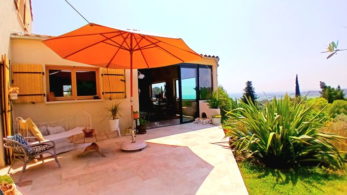 Image No.8-3 Bed House for sale