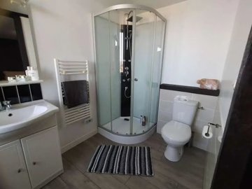 637432b318f24de988ca0ff906cdef8619cf3e20dd800