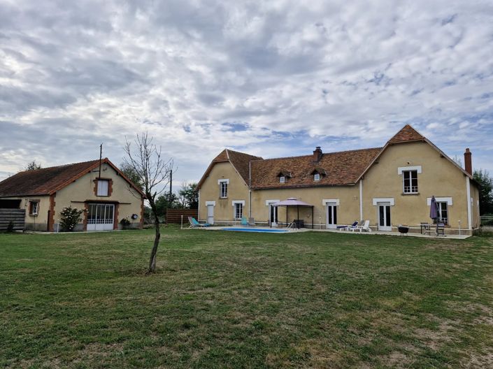 Image No.2-Maison de 5 chambres à vendre à Bourg-Archambault