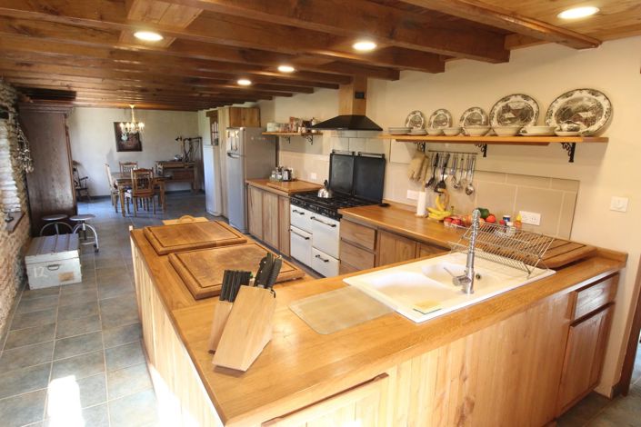 Image No.3-4 Bed House for sale