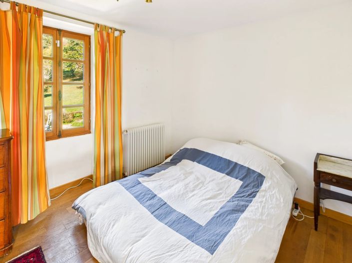 Image No.9-3 Bed House for sale