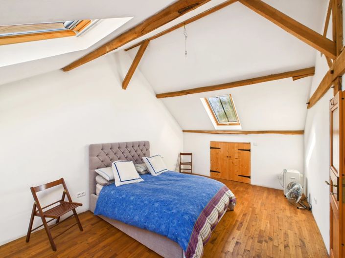 Image No.10-4 Bed House for sale