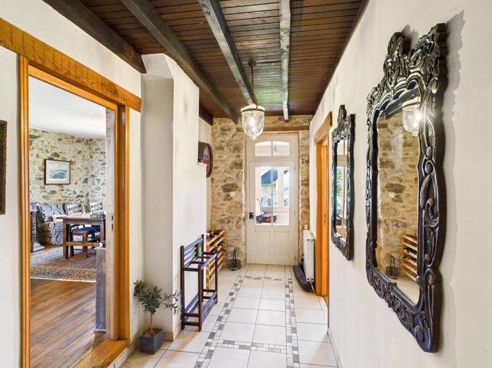 Image No.6-4 Bed House for sale