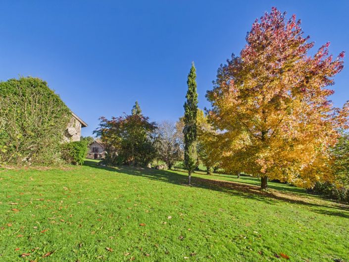 Image No.6-4 Bed House for sale