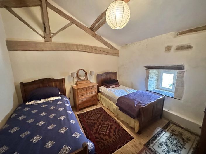 Image No.11-5 Bed House for sale