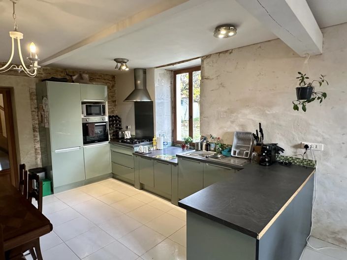 Image No.2-5 Bed House for sale