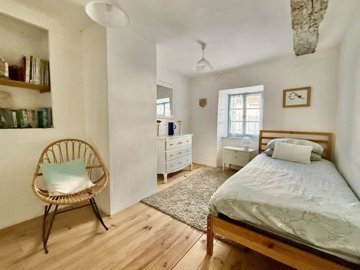 b4f4f0e1f8a14b6c1128e39ebbcdb027be696bb412192