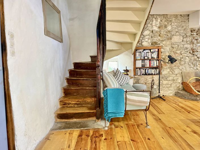 Image No.12-3 Bed House for sale