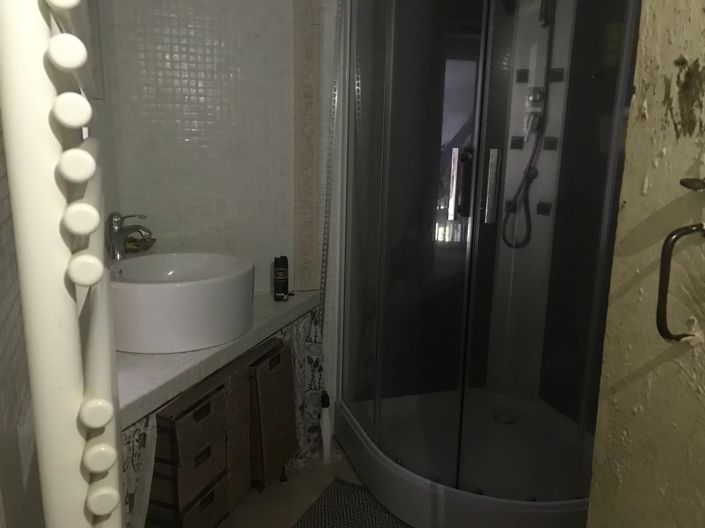 Image No.6-Maison de village de 2 chambres à vendre à Lussac-les-Églises