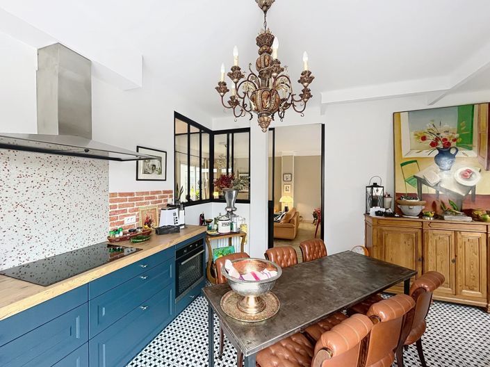 Image No.4-4 Bed House for sale